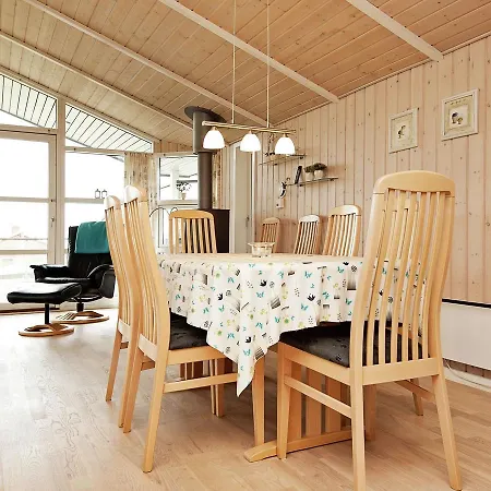Holiday Home Ae Skovbryn 펜션